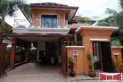 Villa in Patong, Thailand 3 bedrooms № 202534