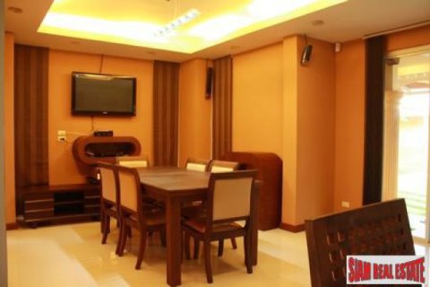 ที่ดินในตำบลฉลอง, ประเทศไทย 440 ตร.ม. № 202536 - รูปถ่าย 4