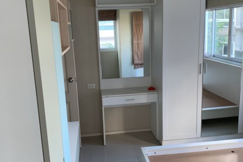 Condo à Bang Na, Bangkok, Thaïlande, 2 chambres  № 158040 - photo 15