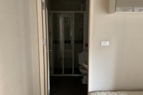 Condo à Bang Na, Bangkok, Thaïlande, 2 chambres  № 158040 - photo 16
