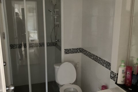 Condo à Bang Na, Bangkok, Thaïlande, 2 chambres  № 158040 - photo 8