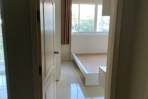 Condo à Bang Na, Bangkok, Thaïlande, 2 chambres  № 158040 - photo 9