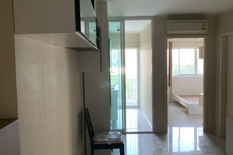 Condo à Bang Na, Bangkok, Thaïlande, 2 chambres  № 158040 - photo 2