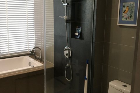 Студия в кондо в Банг Раке, Бангкок, Таиланд № 158045 - фото 5