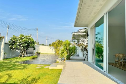 Villa in Hua Hin, Thailand 3 bedrooms № 169799 - photo 19