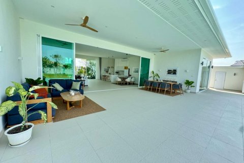 Вилла в Хуа Хине, Таиланд с 4 спальнями  № 169798 - фото 11