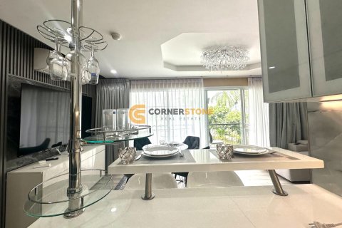Studio dans le Condo sur Jomtien Beach, Pattaya, Thaïlande  № 210235