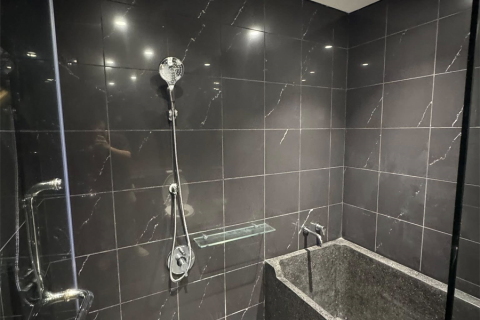 Condo in Bangkok, Thailand, 1 bedroom № 208608 - photo 4