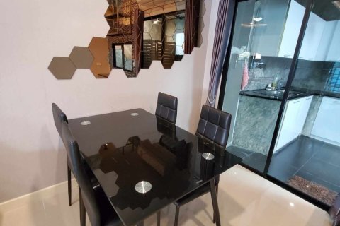 Таунхаус в Банг Круае, Таиланд с 4 спальнями  № 151393 - фото 4