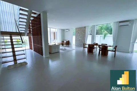 Casa de 5 dormitorios en Pattaya, Tailandia № 211129 - foto 8