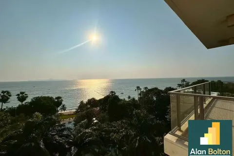 Condominio de 3 dormitorios en Pattaya, Tailandia № 211133