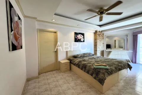 Condominio de 1 dormitorio en Jomtien Beach, Pattaya, Tailandia № 211132 - foto 2