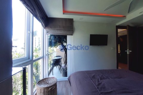Condo in Pattaya, Thailand, 1 bedroom  № 195848 - photo 9