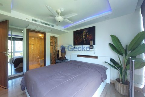 Condo in Pattaya, Thailand, 1 bedroom  № 195848 - photo 13