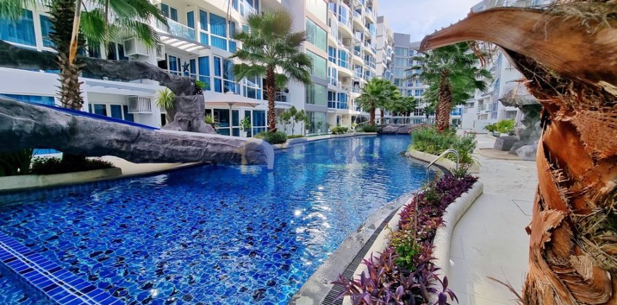 Condo in Pattaya, Thailand, 1 bedroom  № 195848