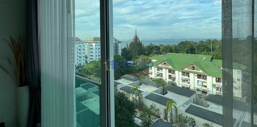 Condo in Pattaya, Thailand, 3 bedrooms  № 195854