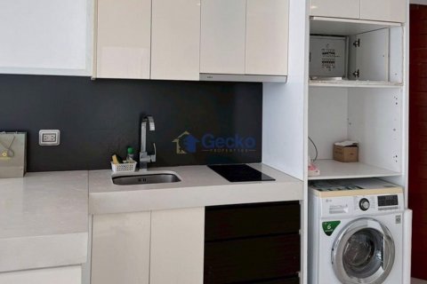 Condo in Pattaya, Thailand, 3 bedrooms  № 195854 - photo 6