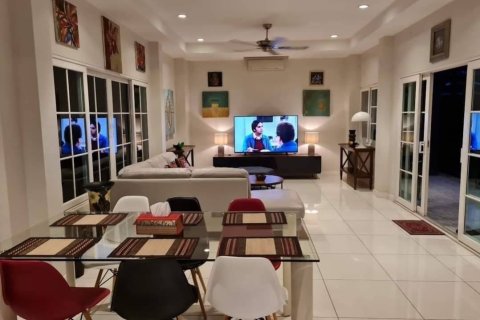 Вилла в Паттайе, Таиланд с 3 спальнями  № 148824 - фото 6