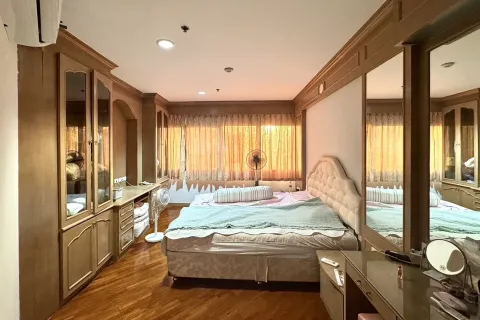 Condo in Bang Na, Bangkok, Thailand, 2 bedrooms  № 160542 - photo 6