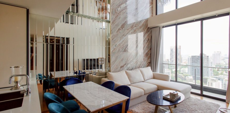 Condo in Khlong Toei, Bangkok, Thailand, 2 bedrooms  № 160539