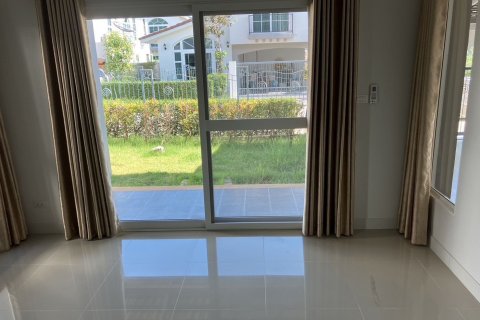 House in Phuket, Thailand 3 bedrooms № 160537 - photo 6