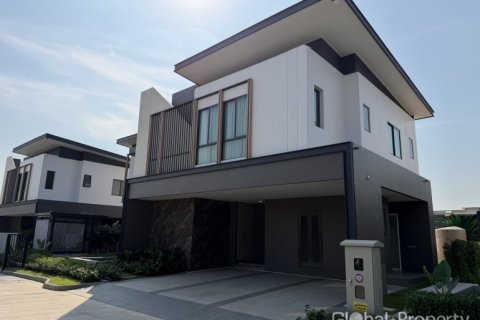 Дом в Паттайе, Таиланд с 4 спальнями № 163952 - фото 2