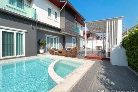 Дом в Паттайе, Таиланд с 4 спальнями № 163948 - фото 3