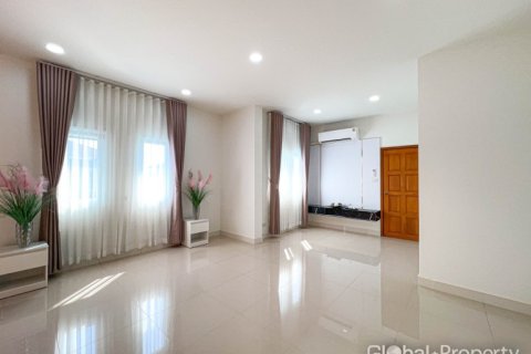 Дом в Паттайе, Таиланд с 4 спальнями № 163948 - фото 27