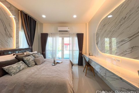 Дом в Паттайе, Таиланд с 4 спальнями № 163948 - фото 16