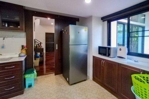House in Chiang Mai, Thailand 3 bedrooms № 198757 - photo 16