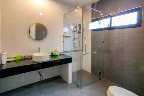 House in Chiang Mai, Thailand 3 bedrooms № 198757 - photo 9