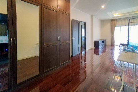 House in Chiang Mai, Thailand 3 bedrooms № 198757 - photo 25