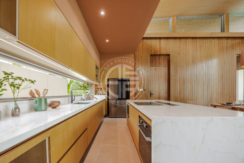 Villa in Phuket, Thailand 4 bedrooms № 198756 - photo 4