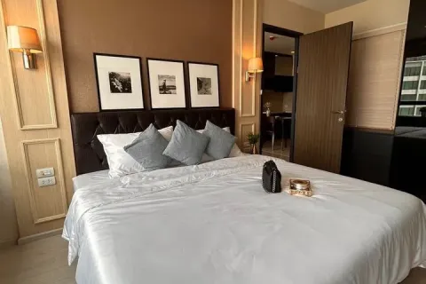 Eigentumswohnung in Khlong Toei, Bangkok, Thailand, 1 Schlafzimmer  № 219672 - Foto 4