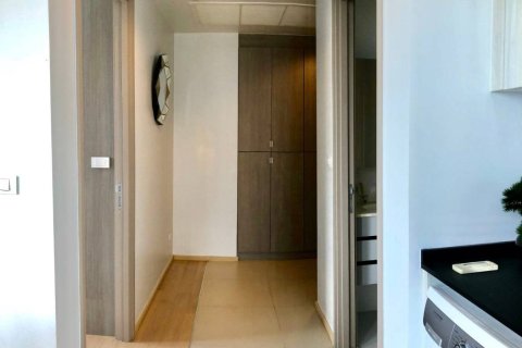 Дуплекс в Ваттхане, Бангкок, Таиланд с 2 спальнями  № 169517 - фото 7