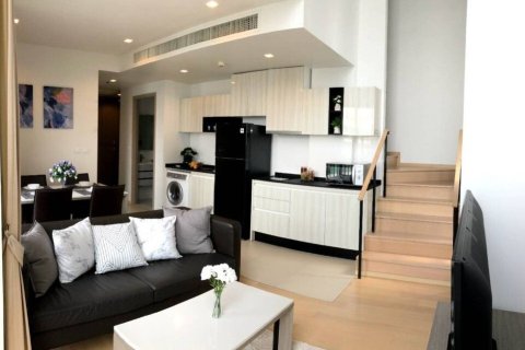 Дуплекс в Ваттхане, Бангкок, Таиланд с 2 спальнями  № 169517 - фото 2