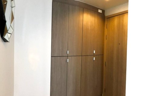 Дуплекс в Ваттхане, Бангкок, Таиланд с 2 спальнями  № 169517 - фото 9