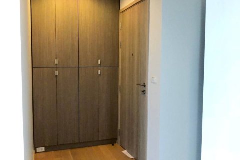 Дуплекс в Ваттхане, Бангкок, Таиланд с 2 спальнями  № 169517 - фото 8