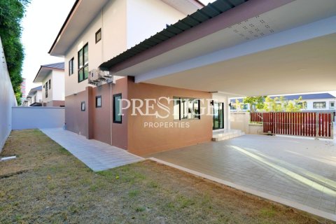 บ้านในพัทยา, ประเทศไทย 25 ห้องนอน № 198560 - รูปถ่าย 2