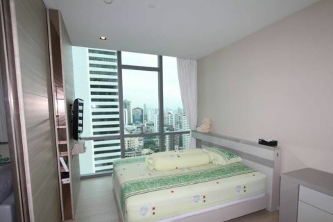 Студия в кондо в Ваттхане, Бангкок, Таиланд № 149168 - фото 3