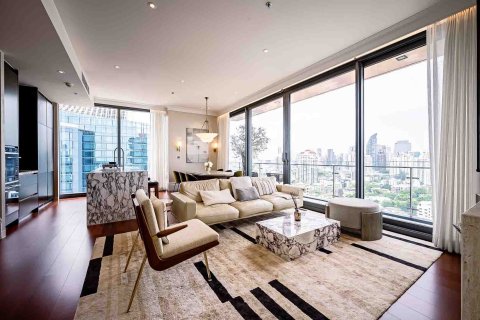 Condo in Watthana, Bangkok, Thailand, 3 bedrooms  № 149167 - photo 12