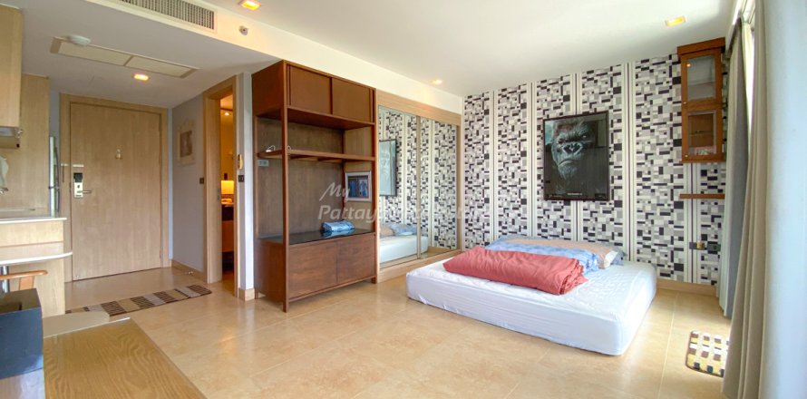 Studio dans le Condo à Bang Lamung, Thaïlande № 205090