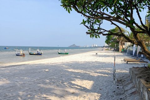 Condo à Hua Hin, Thaïlande, 2 chambres № 154480 - photo 18