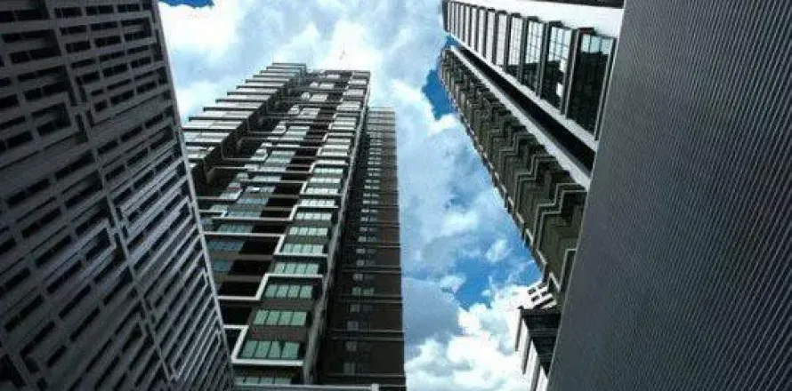 Студия в Клонг Тоэй, Бангкок, Таиланд № 154482