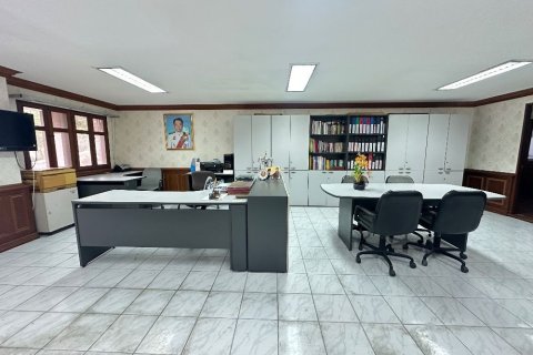 Maison à Pak Kret, Thaïlande 10 chambres № 171041 - photo 19