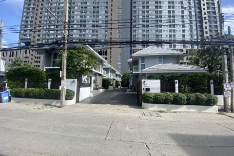 Hôtel à Samut Prakan, Thaïlande № 171039 - photo 8