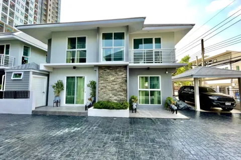 Hôtel à Samut Prakan, Thaïlande № 171039 - photo 2