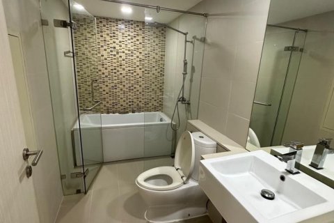 Condo in Watthana, Bangkok, Thailand, 2 bedrooms  № 136816 - photo 5