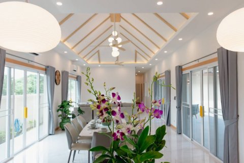 Вилла в Хуа Хине, Таиланд с 3 спальнями № 144263 - фото 9