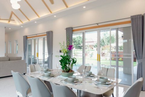 Вилла в Хуа Хине, Таиланд с 3 спальнями № 144263 - фото 10